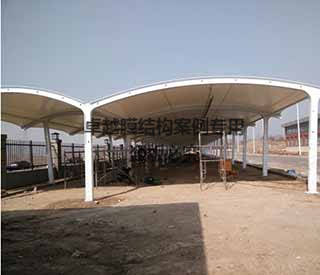 許昌卷煙廠(chǎng)膜結(jié)構(gòu)車(chē)棚