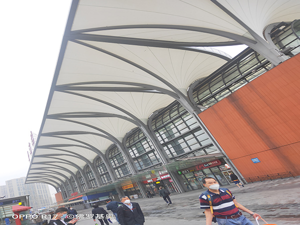 【PTFE膜結(jié)構(gòu)】上?；疖囌灸そY(jié)構(gòu)頂蓋