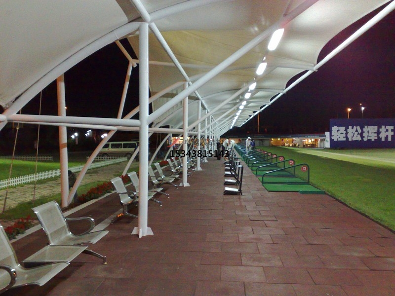 甘南膜結(jié)構高爾夫發(fā)球臺遮陽棚