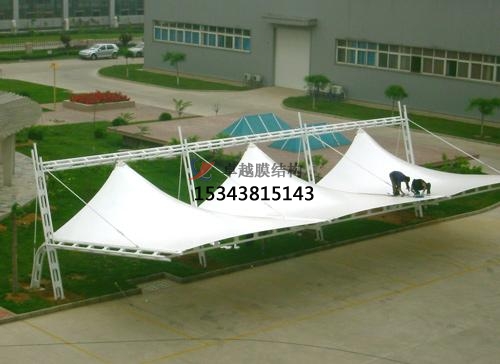 如何對(duì)PTFE膜材建筑進(jìn)行清洗？