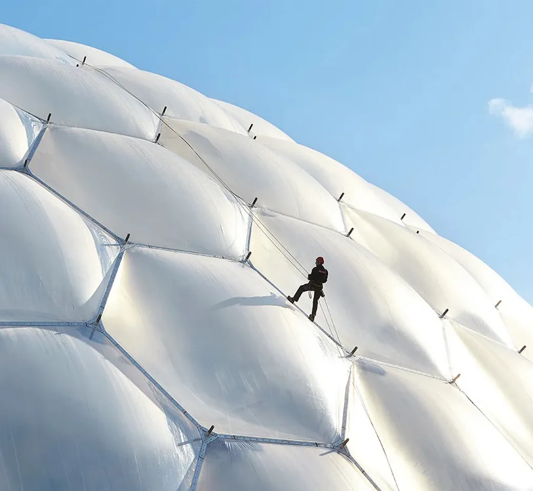 怎么做ETFE膜結(jié)構(gòu)建筑才省錢？