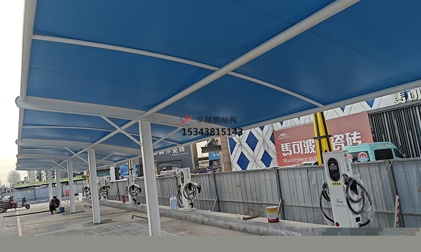 許昌居然之家膜結(jié)構(gòu)車棚