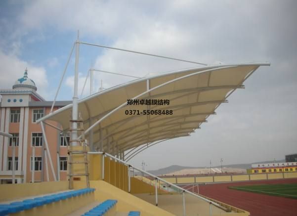 鄭州張拉膜籃球場遮陽棚生產廠家設計施工【鄭州大學張拉膜籃球場遮陽棚】等項目