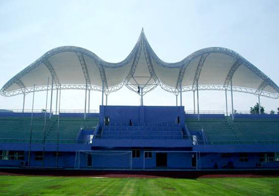 高爾夫膜結(jié)構(gòu)應(yīng)該怎樣選擇合適的膜材？