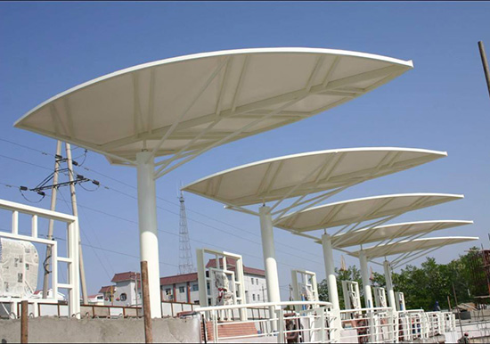 主席臺(tái)膜結(jié)構(gòu)的優(yōu)勢(shì)有哪些